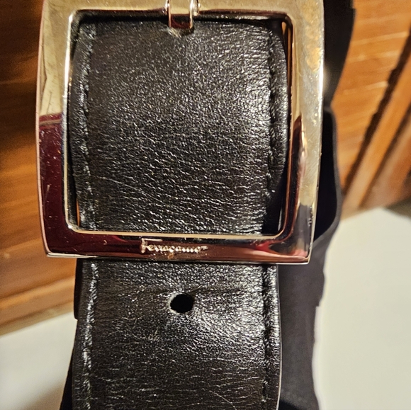 Salvatore Ferragamo Giancini Black Shoulder Bag Vintage 21 0195 GUC 2001 - Picture 4 of 14